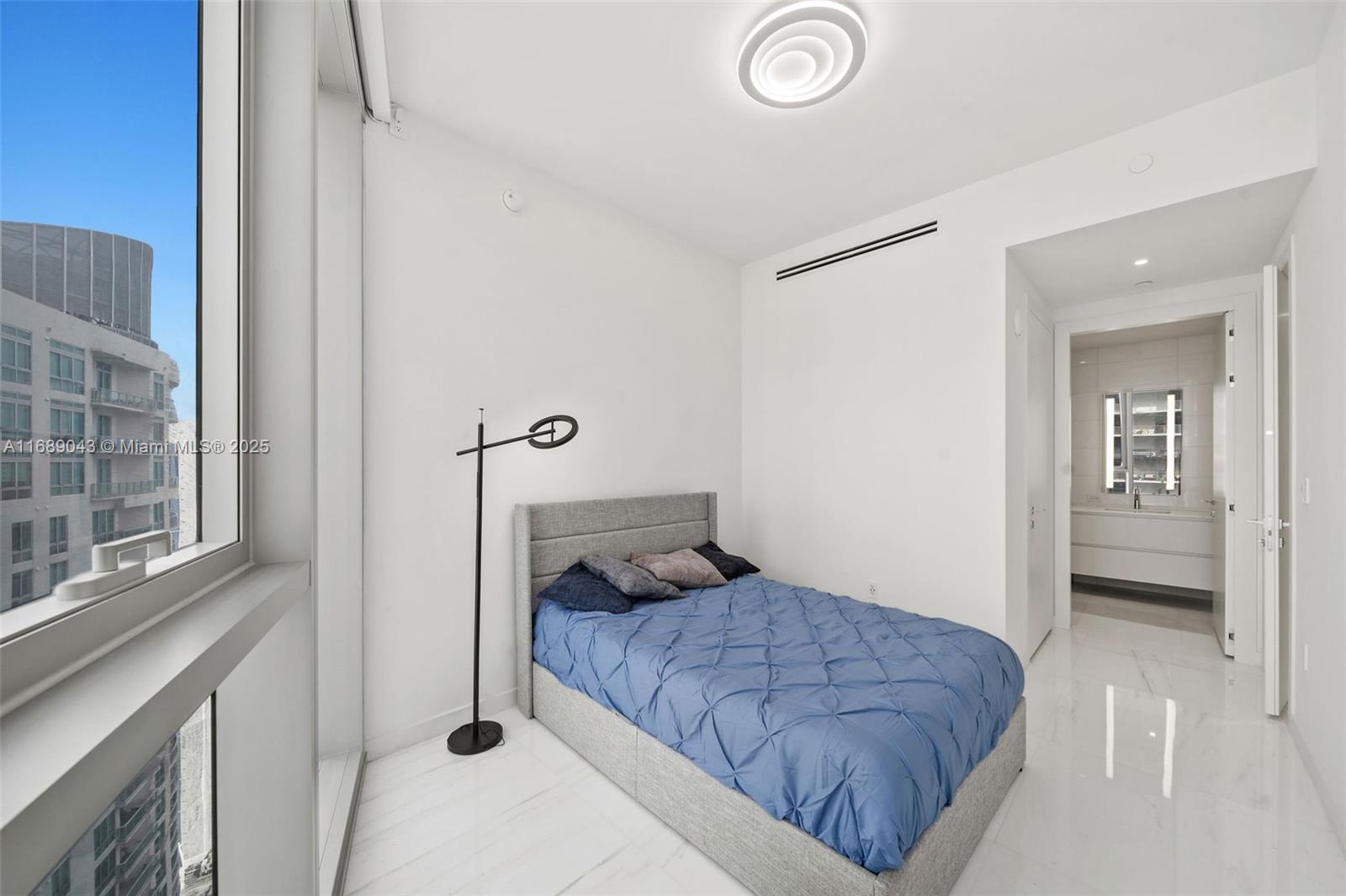 Aston Martin Residences - Residential
