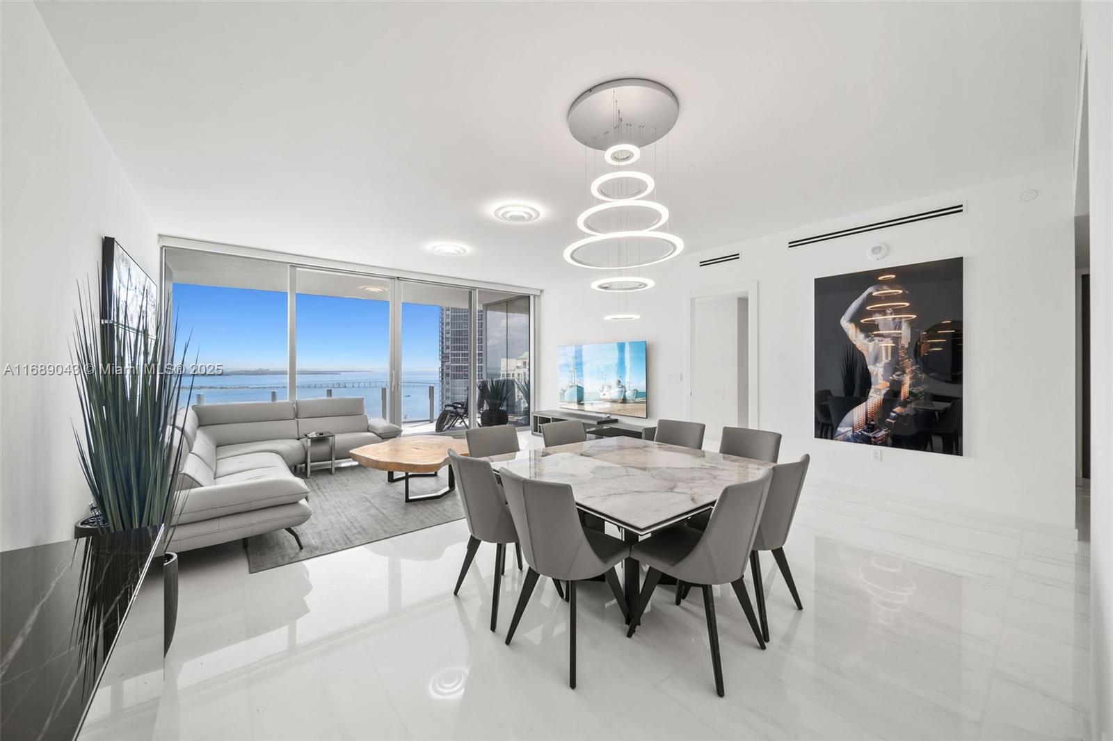 Property for Sale at 300 Biscayne Blvd Way 3803 Finis, Miami, Broward County, Florida - Bedrooms: 3 
Bathrooms: 5  - $4,990,000