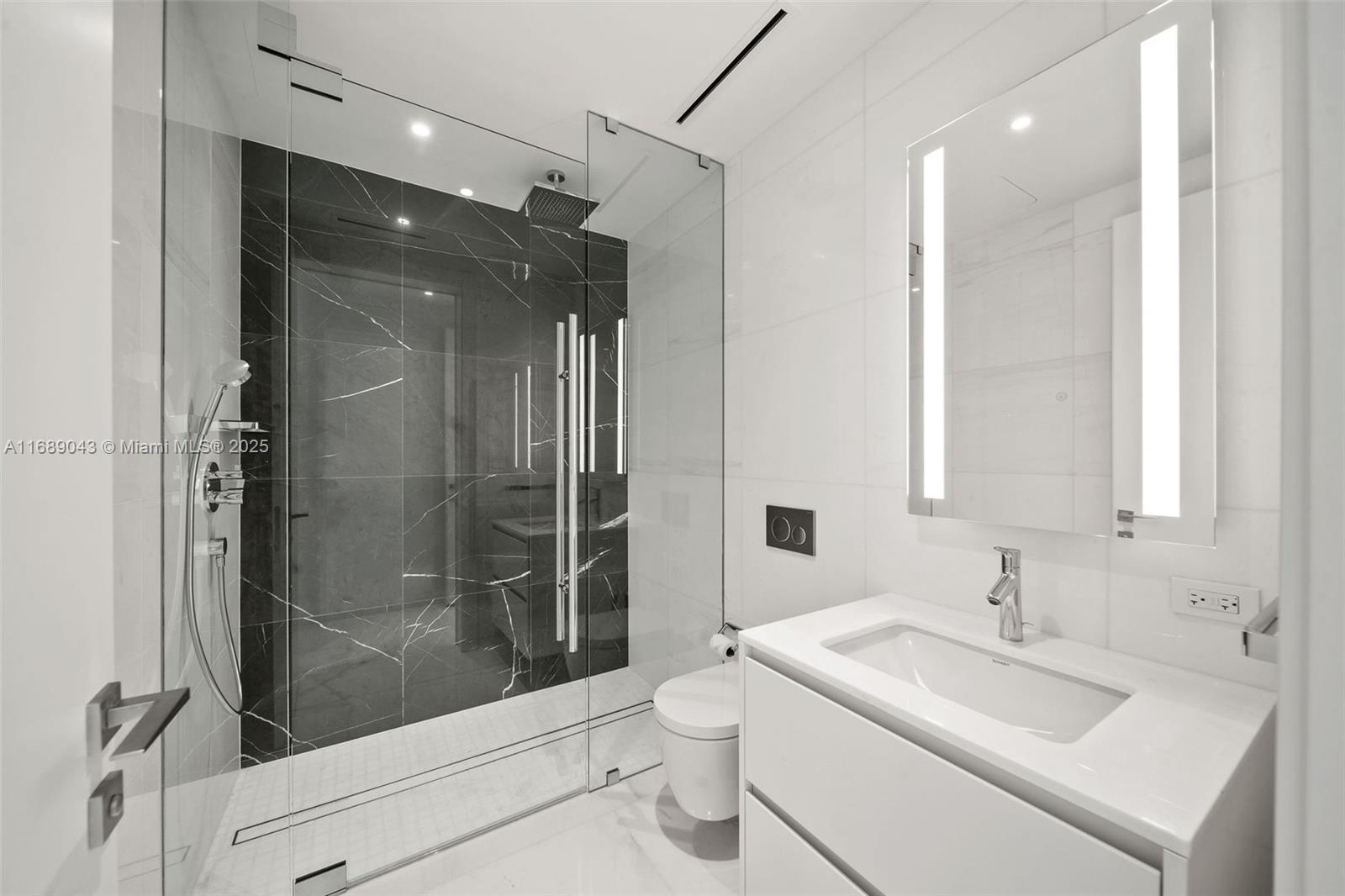 Aston Martin Residences - Residential