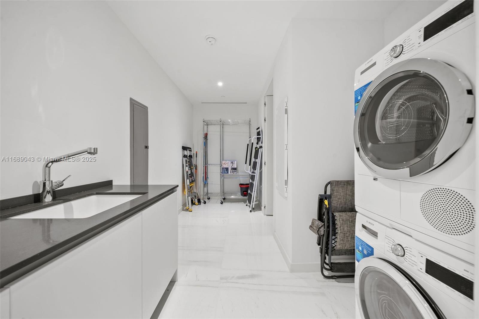 Aston Martin Residences - Residential