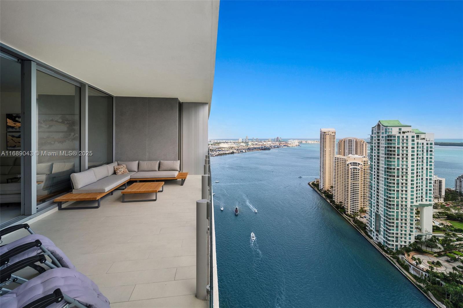 Aston Martin Residences - Residential