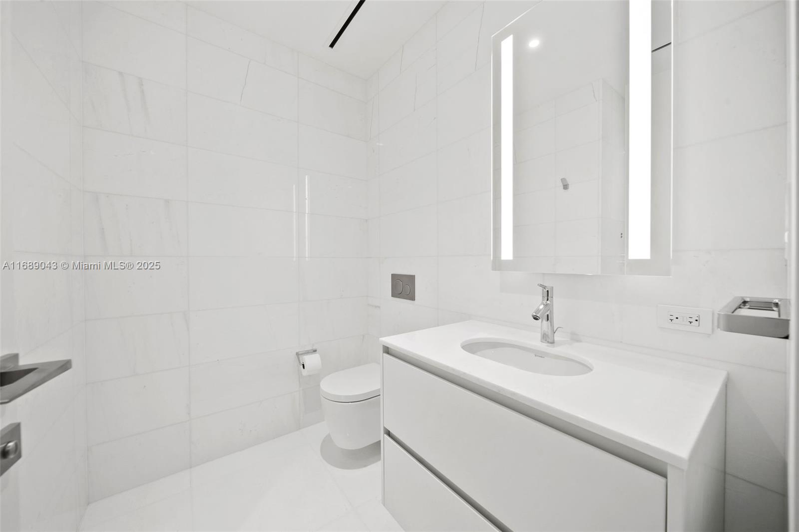 Aston Martin Residences - Residential