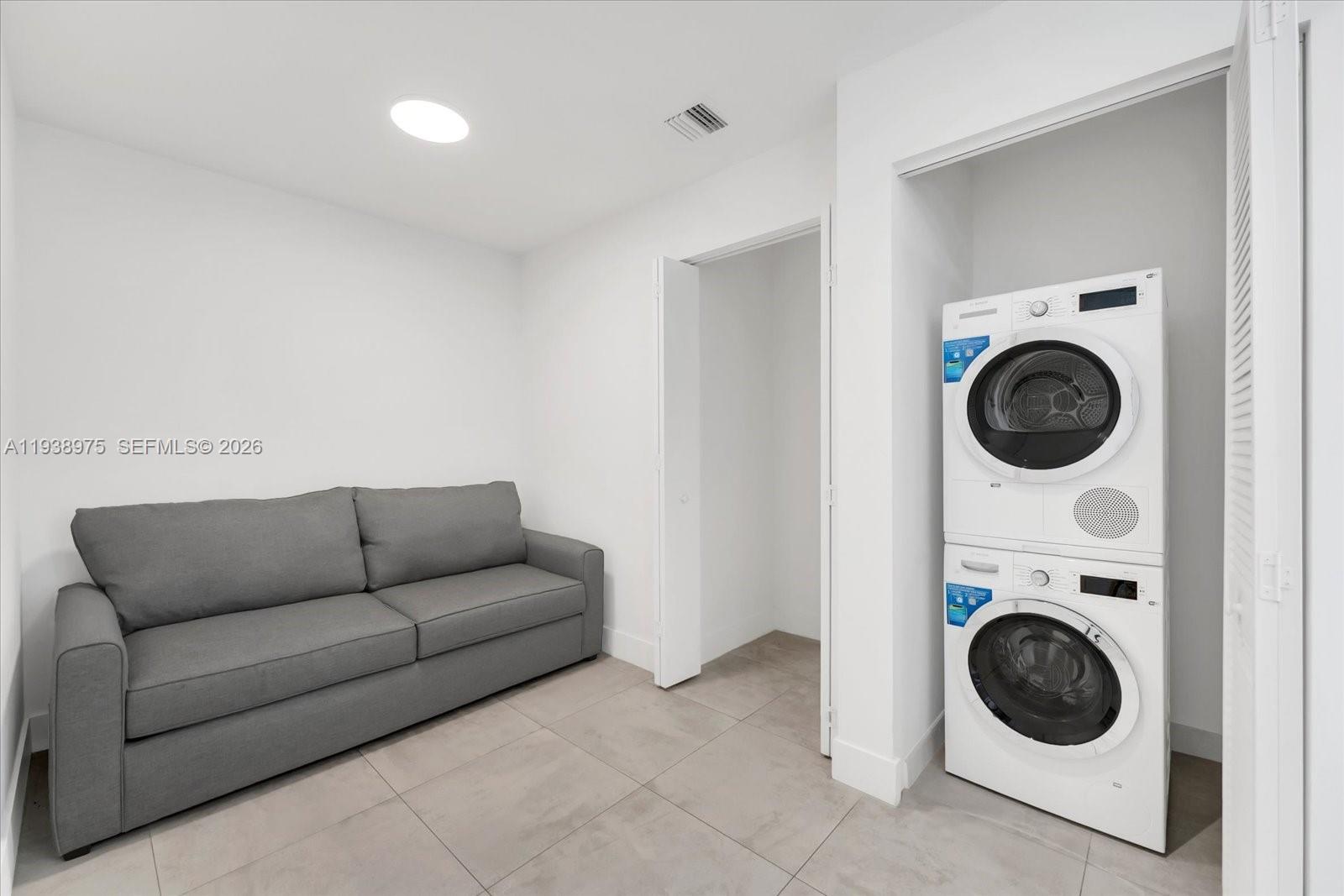 SMART BRICKELL CONDO - Residential