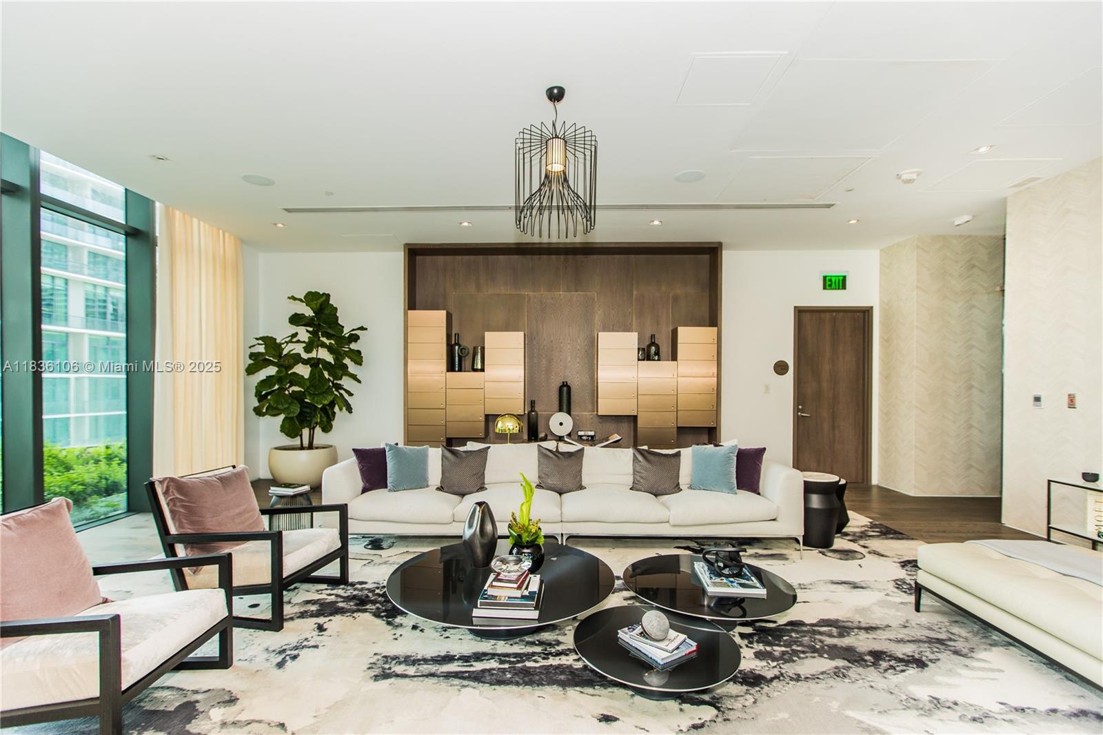 PARAISO BAY CONDO - Residential