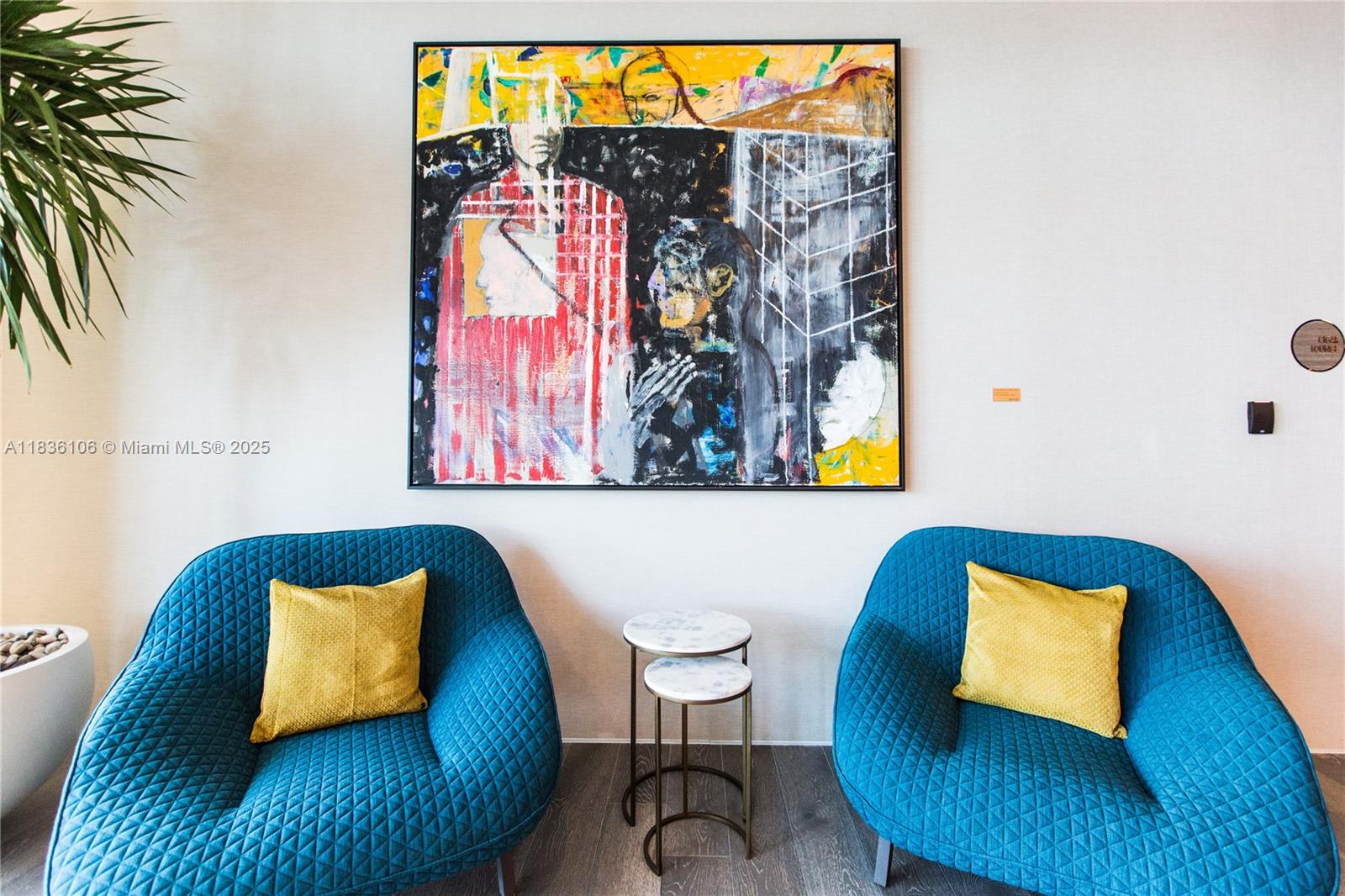 PARAISO BAY CONDO - Residential