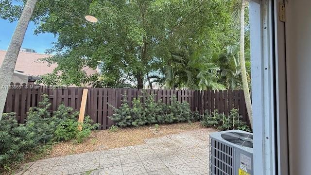 ARROWHEAD GOLF & TENNIS C - Residential