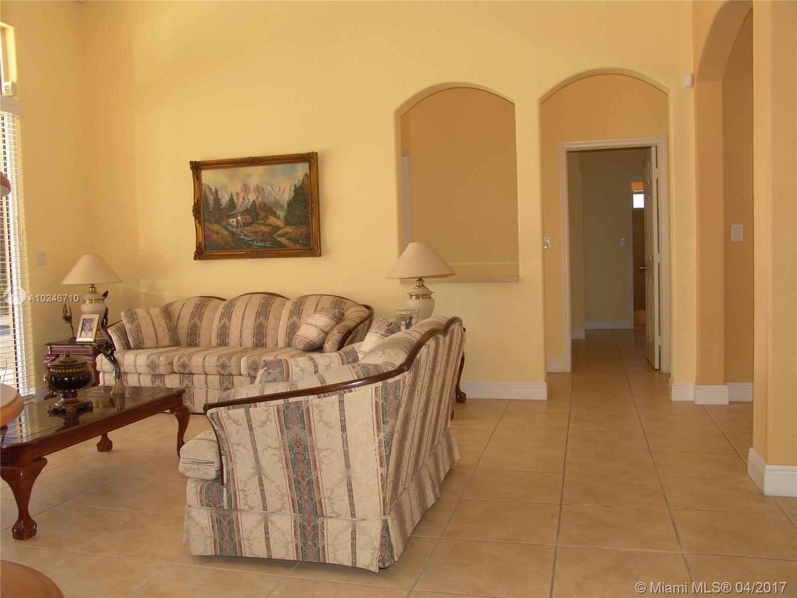 Redland Acres Avocado Hom - Residential