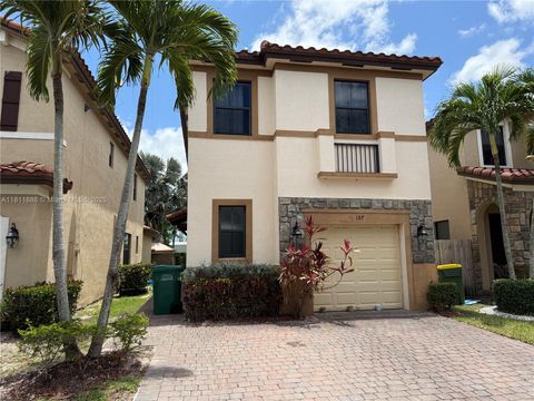 157 NE 37th Pl Homestead FL 33033