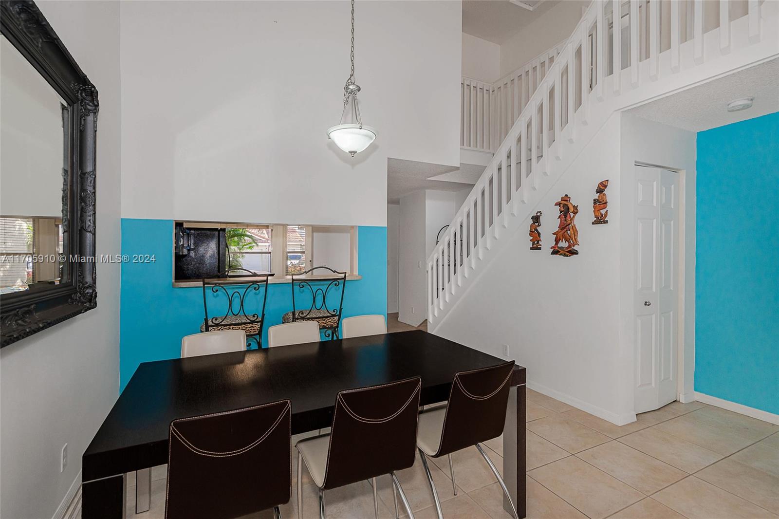 HOLIDAY SPRINGS VILLAGE - Residential