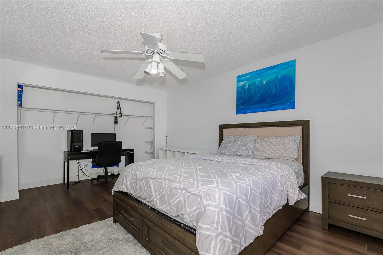HOLIDAY SPRINGS VILLAGE - Residential