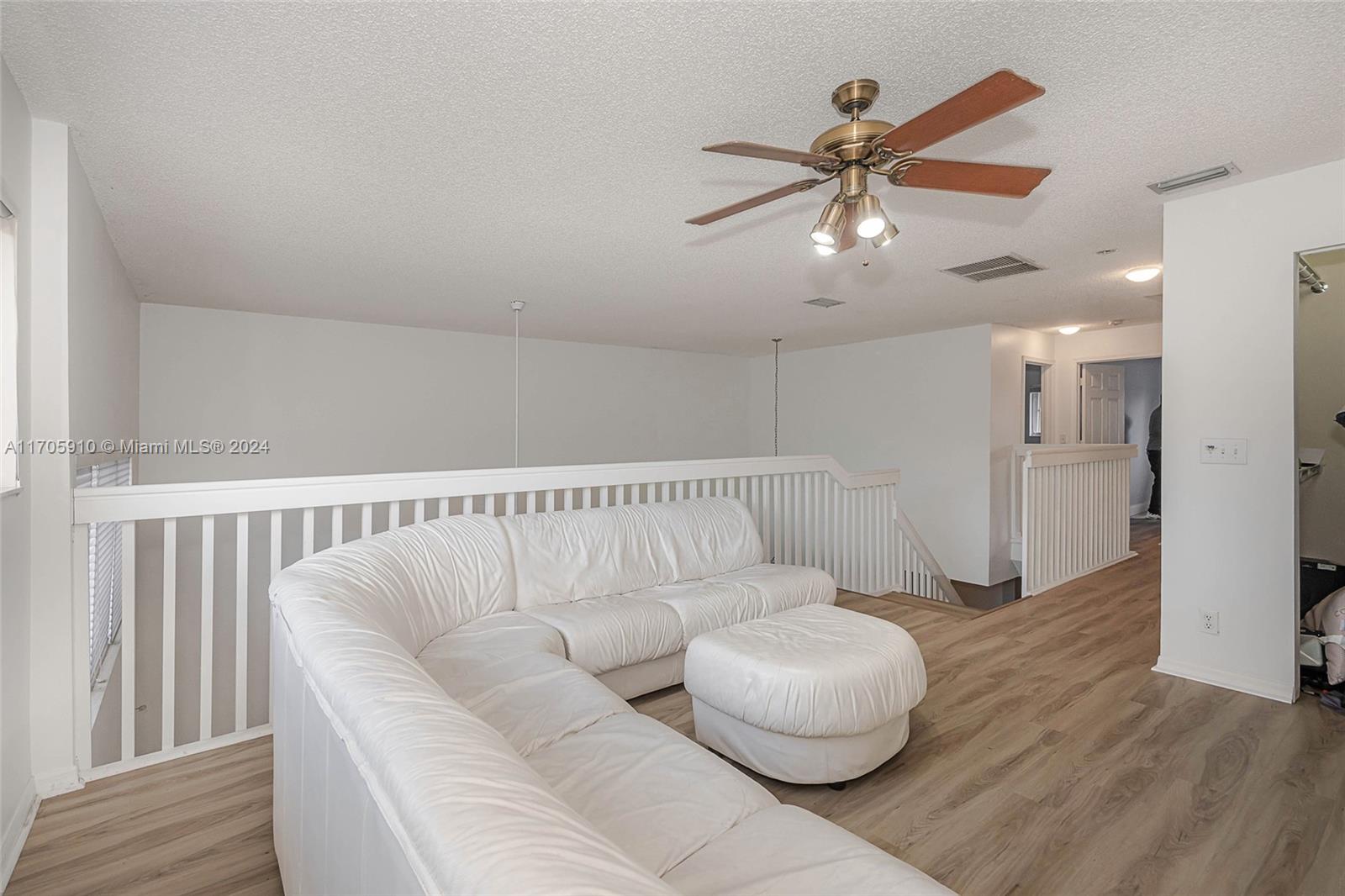 HOLIDAY SPRINGS VILLAGE - Residential