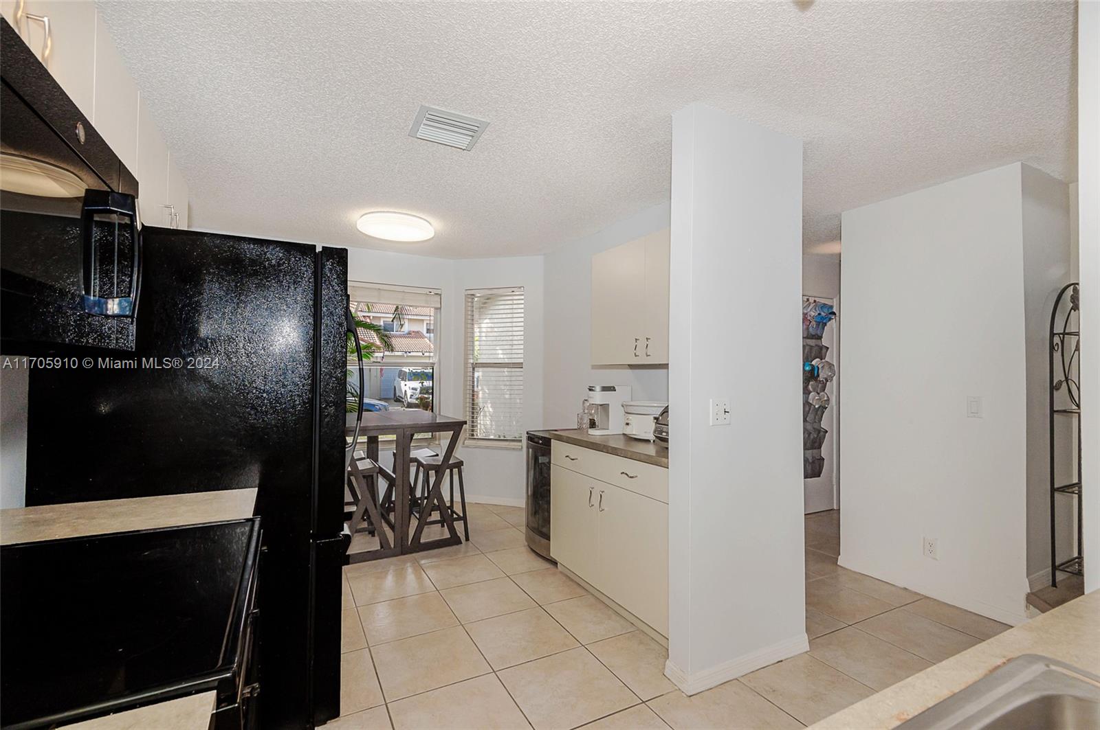 HOLIDAY SPRINGS VILLAGE - Residential