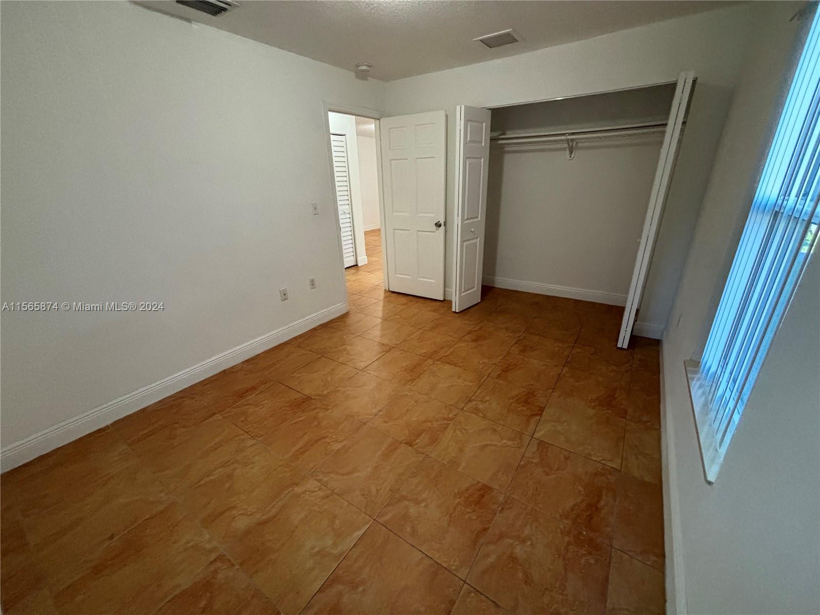 WALDIN ACRES - Residential Lease