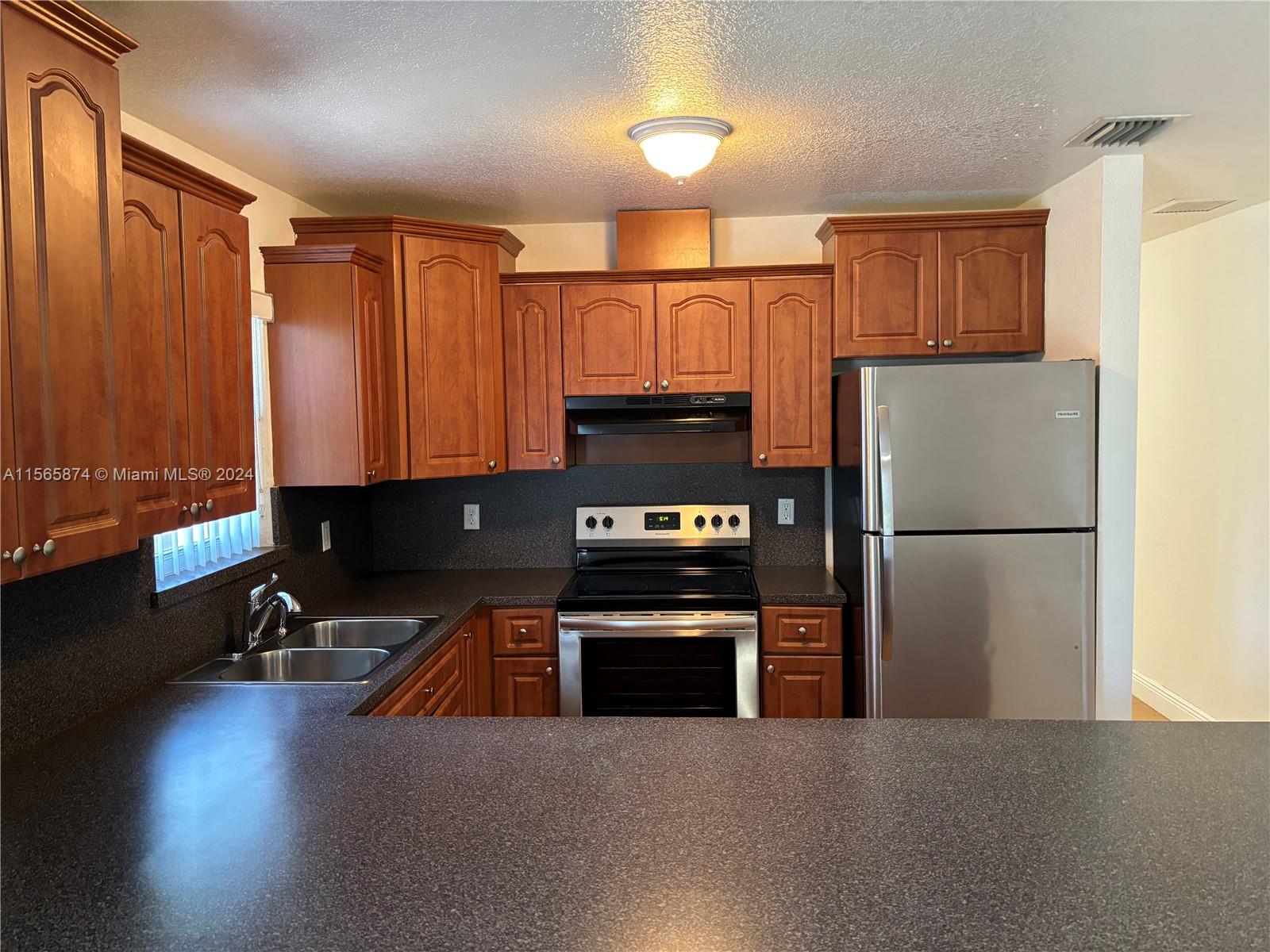 WALDIN ACRES - Residential Lease