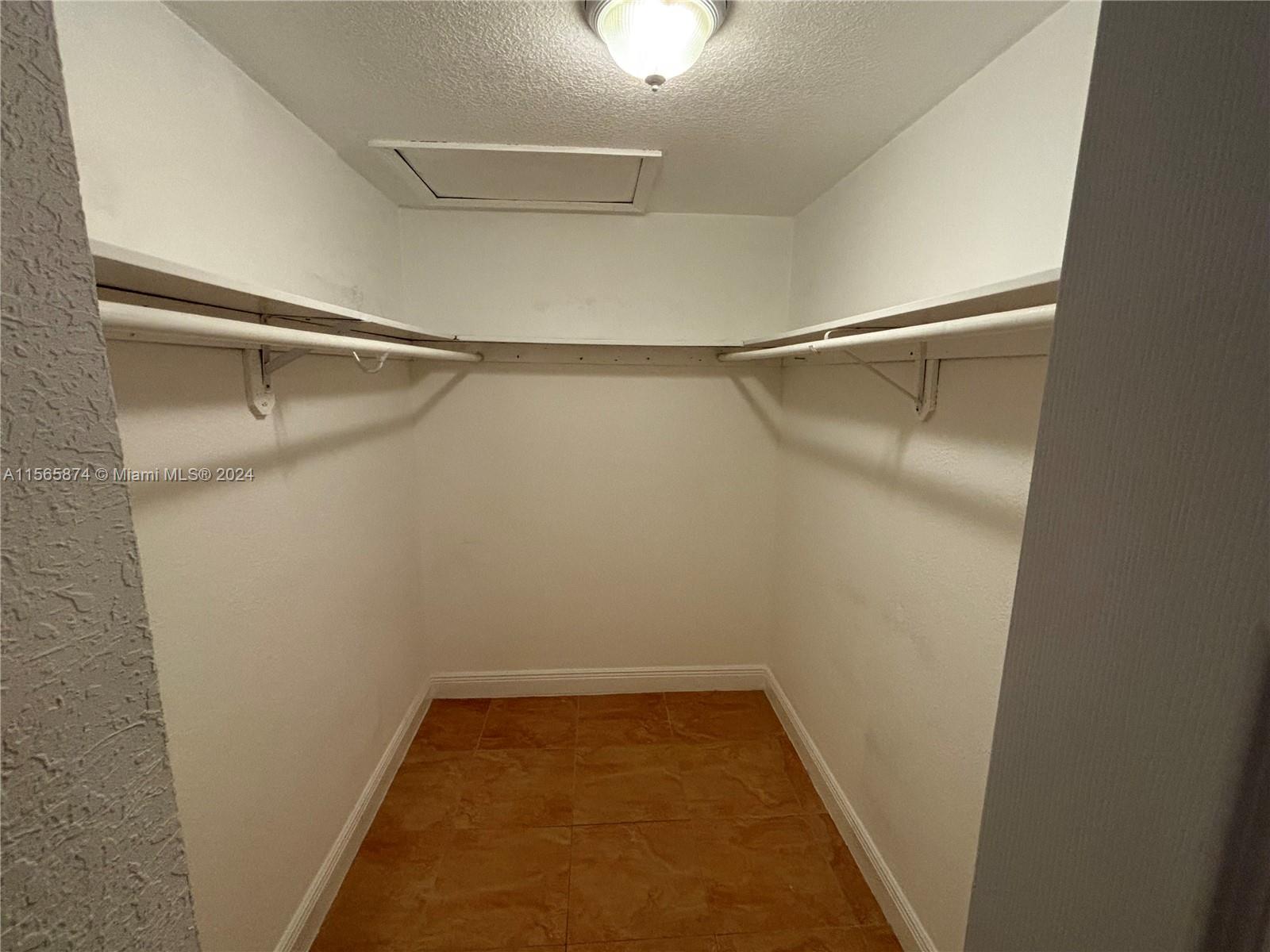 WALDIN ACRES - Residential Lease