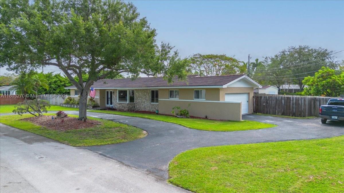 PINE MEADOWS SEC 4 - Residential