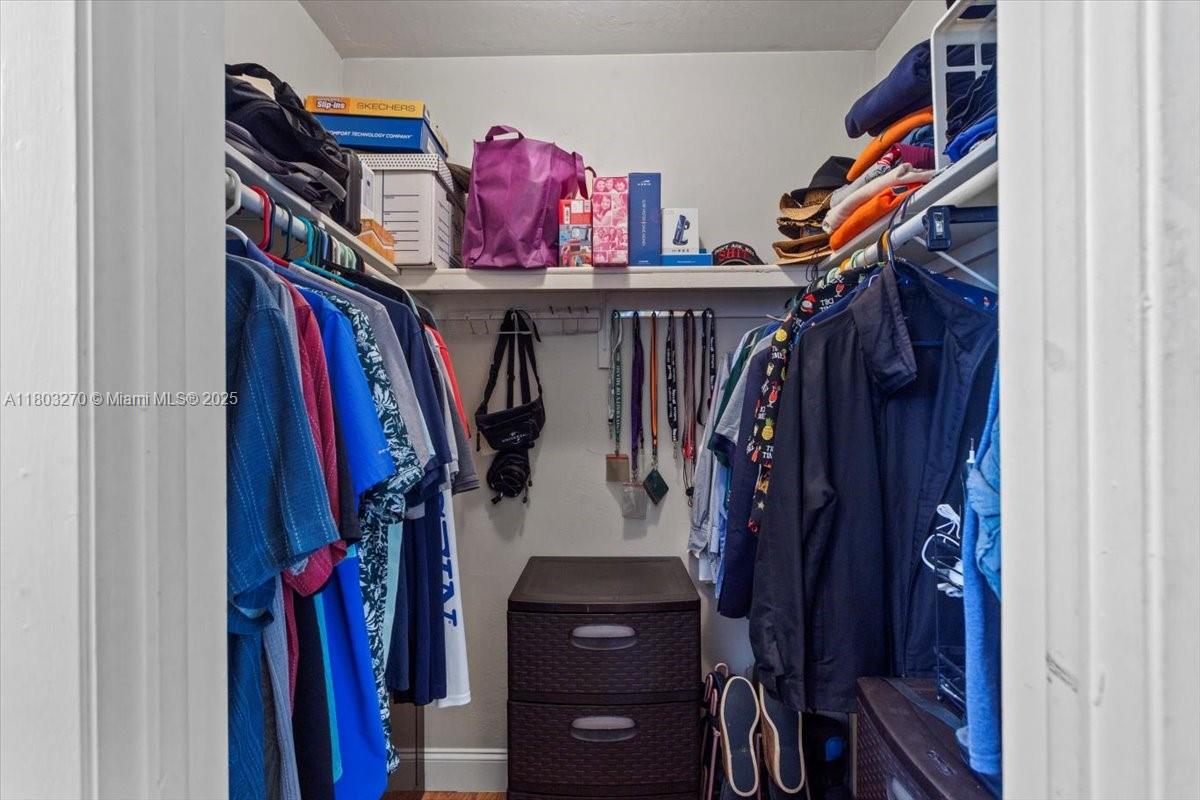 PINE MEADOWS SEC 4 - Residential