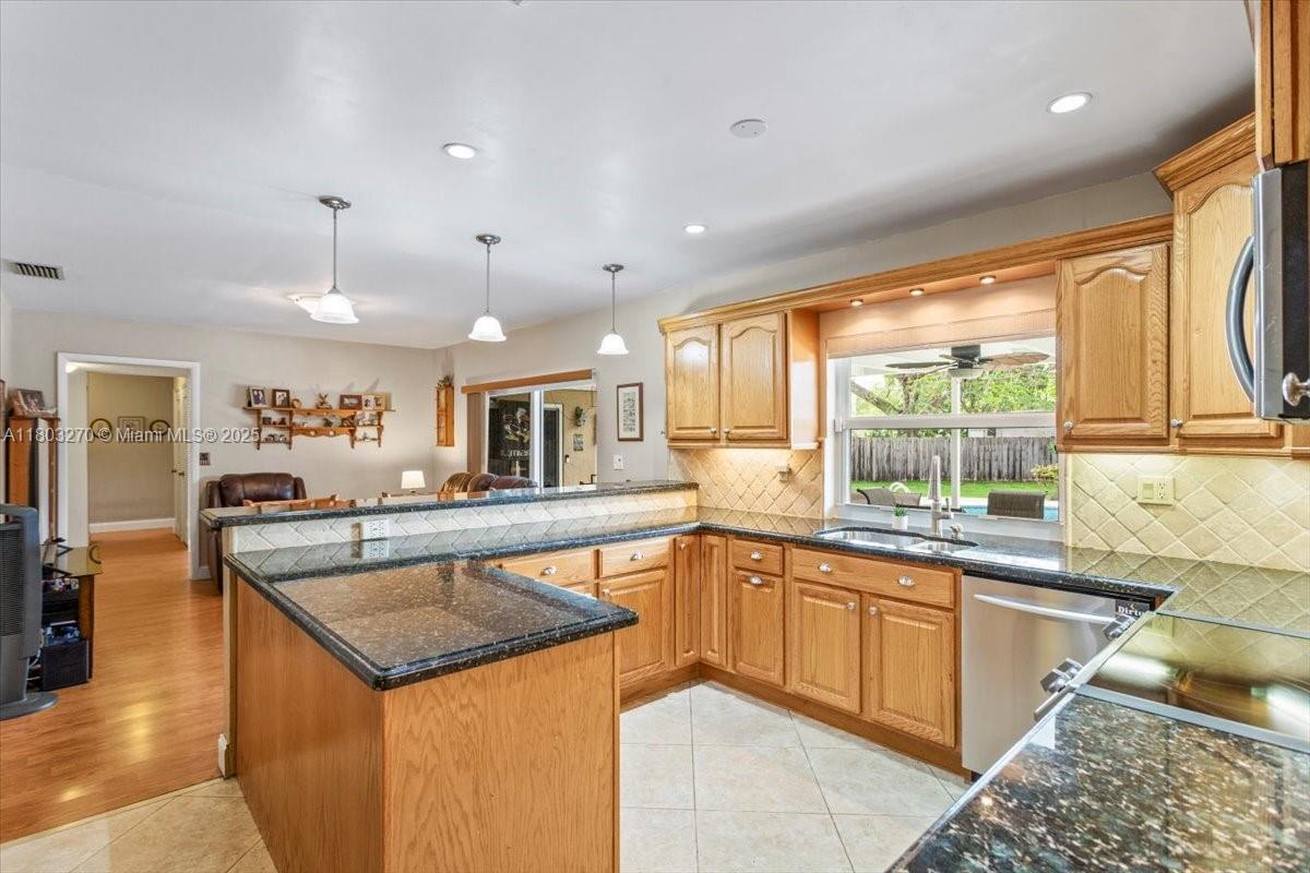 PINE MEADOWS SEC 4 - Residential