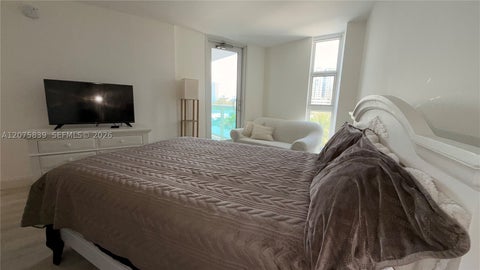 Tiny photo for 100 Bayview Dr #431, Sunny Isles Beach, FL 33160 (MLS # A12075839)
