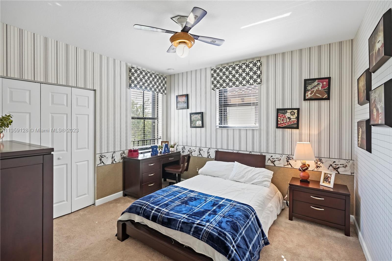 SIMONTON COURT - Residential