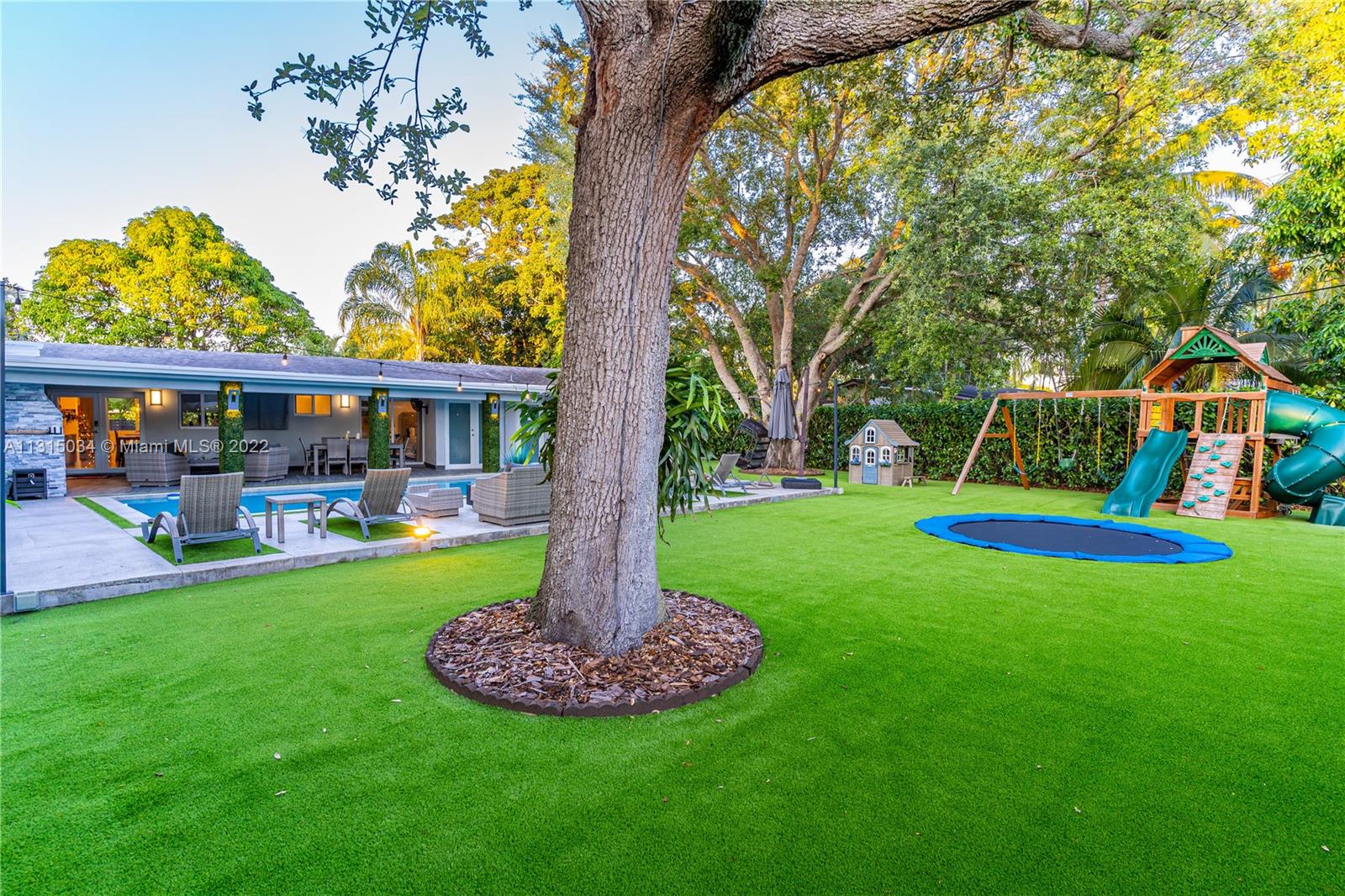 HOWARD PINES - Residential