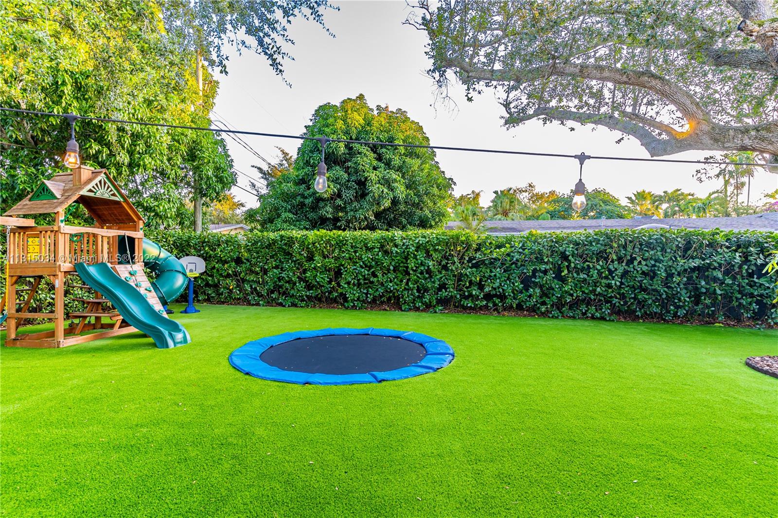 HOWARD PINES - Residential