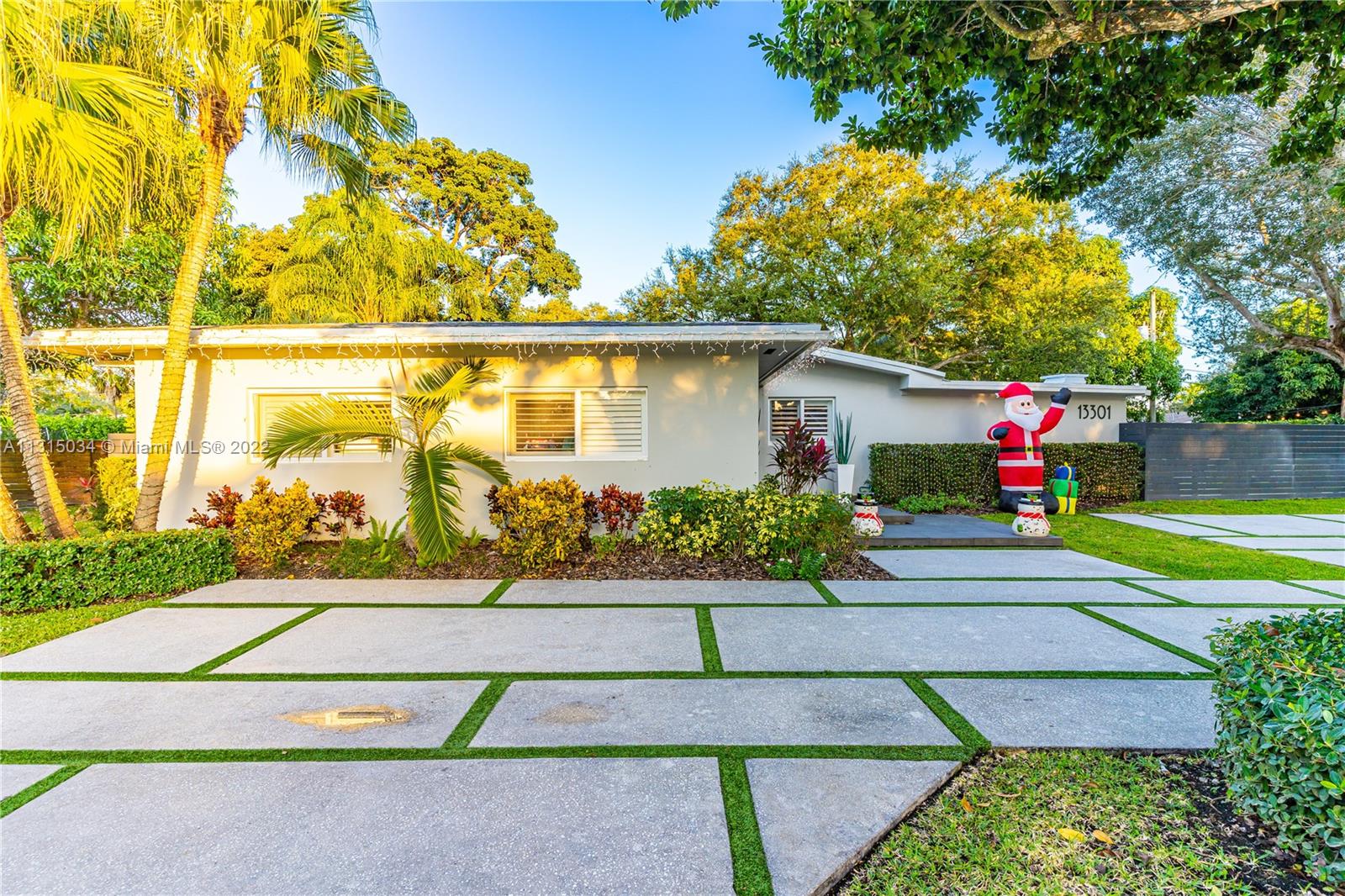 HOWARD PINES - Residential