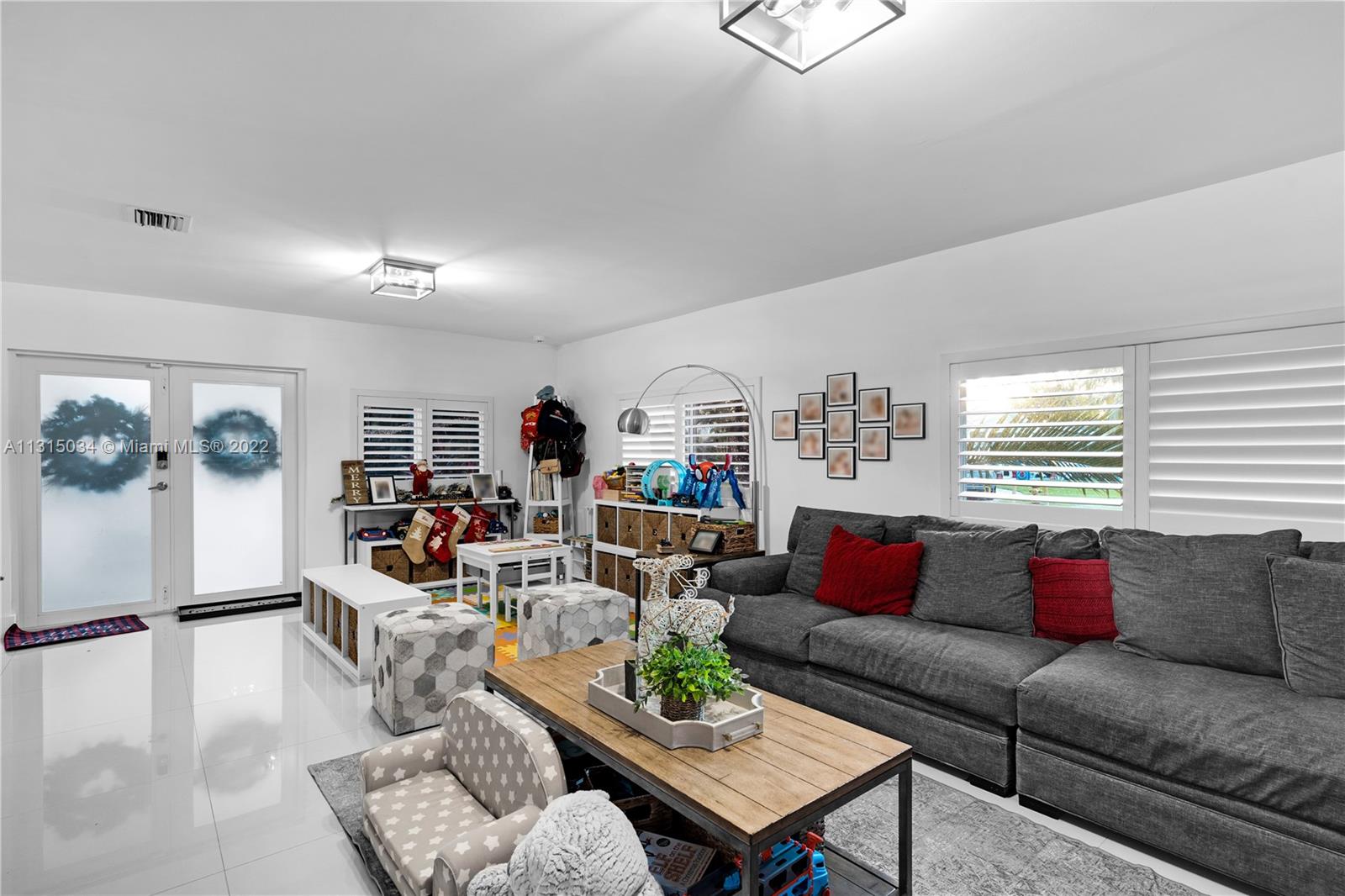 HOWARD PINES - Residential