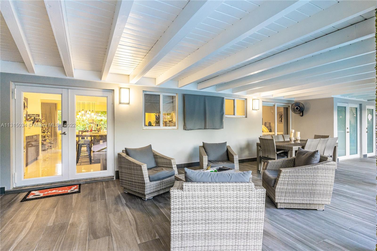 HOWARD PINES - Residential