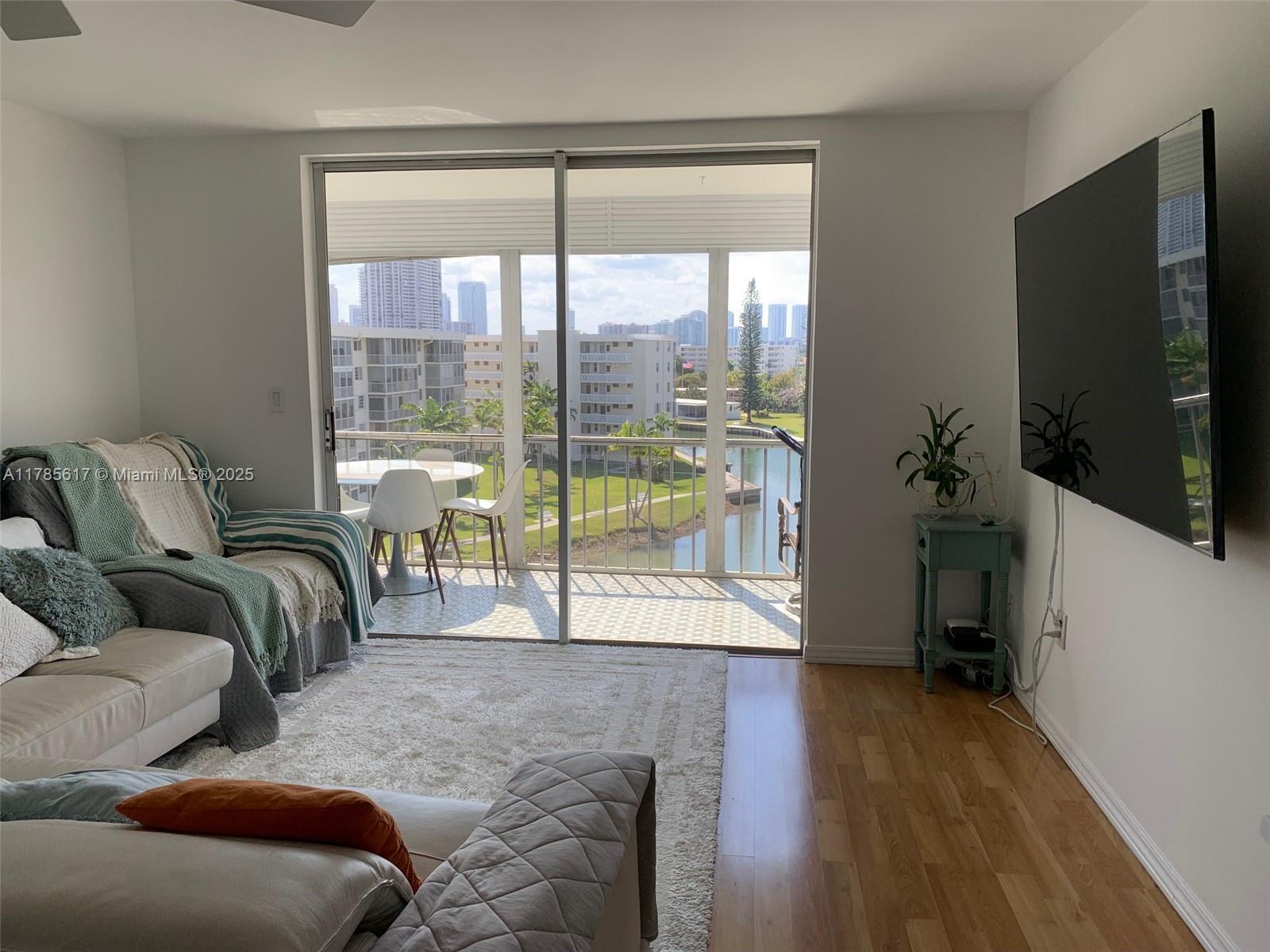 Rental Property at 2851 Leonard Dr J603, Aventura, Miami-Dade County, Florida - Bedrooms: 1 
Bathrooms: 1  - $1,900 MO.