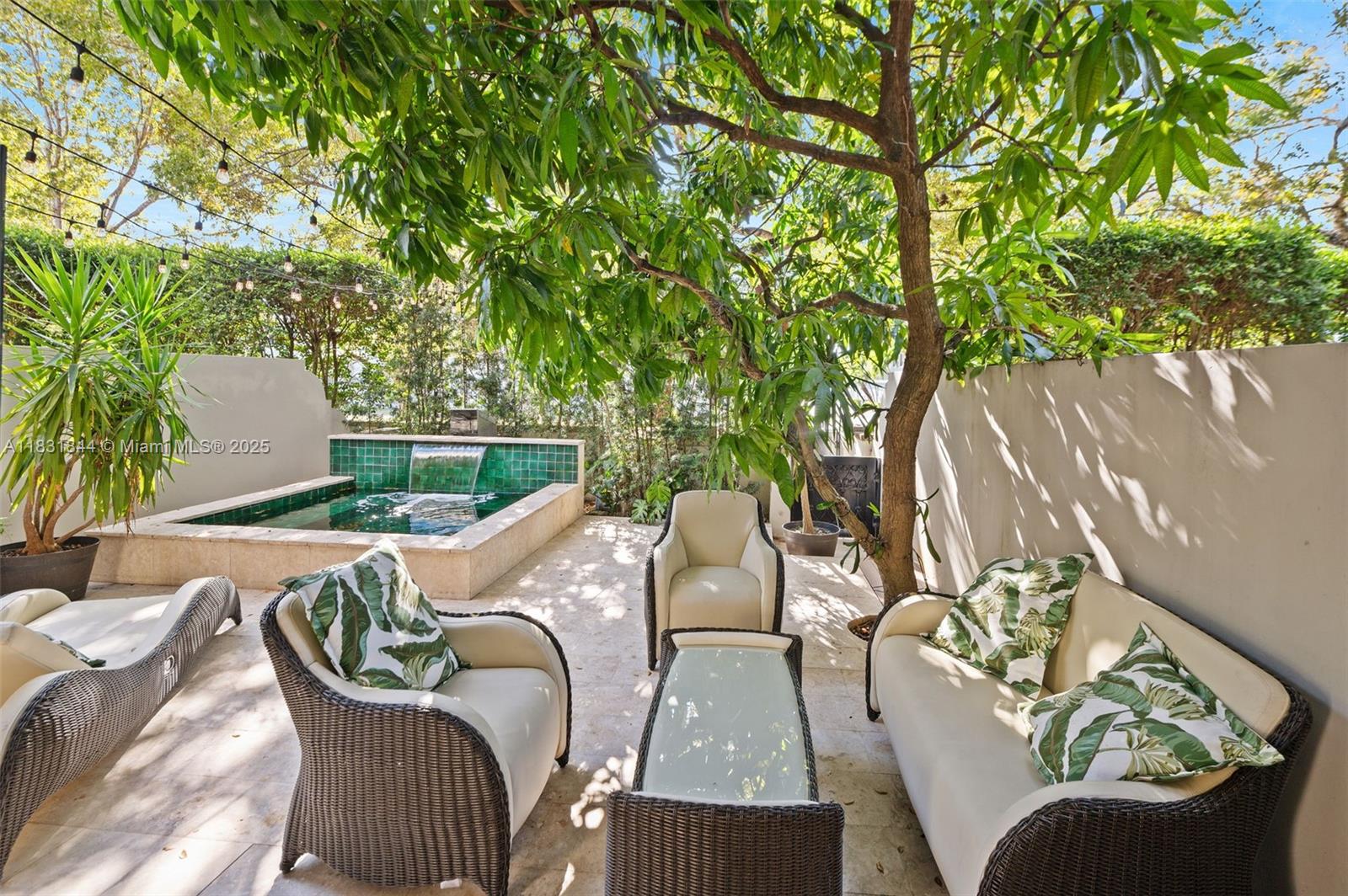 OAK LANE - Residential