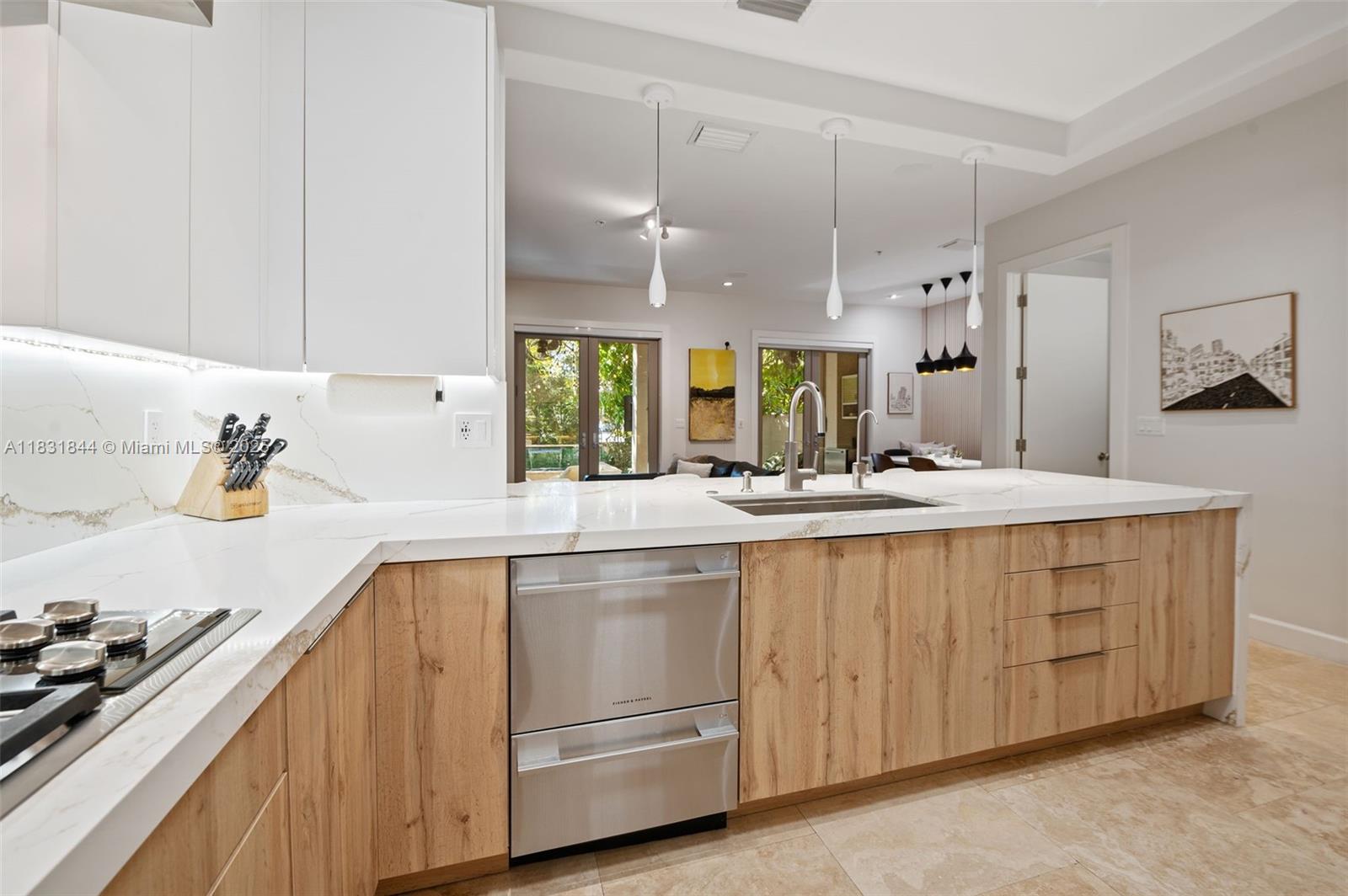 OAK LANE - Residential