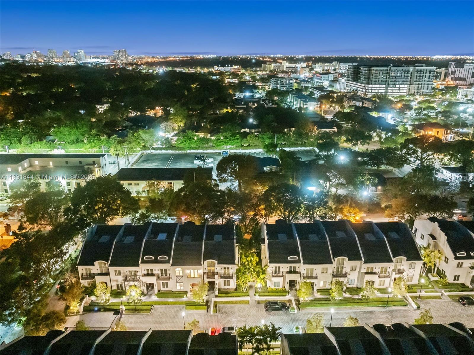 OAK LANE - Residential