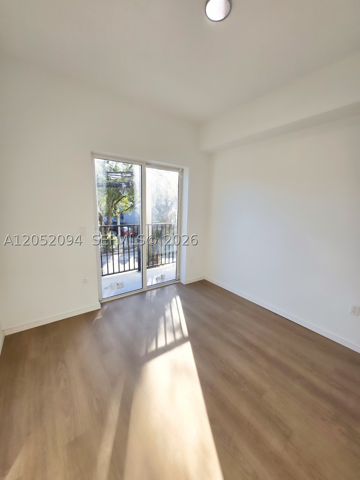 8106 NE 1st Ave 15