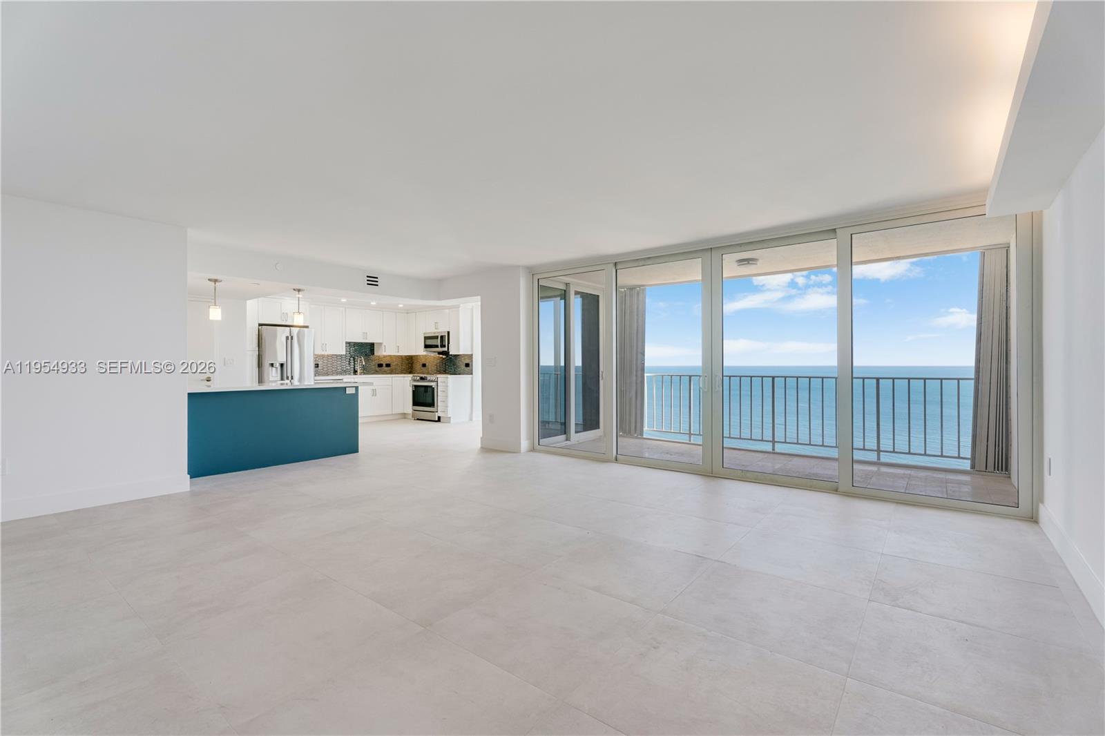 CASA DEL MAR CONDO - Residential