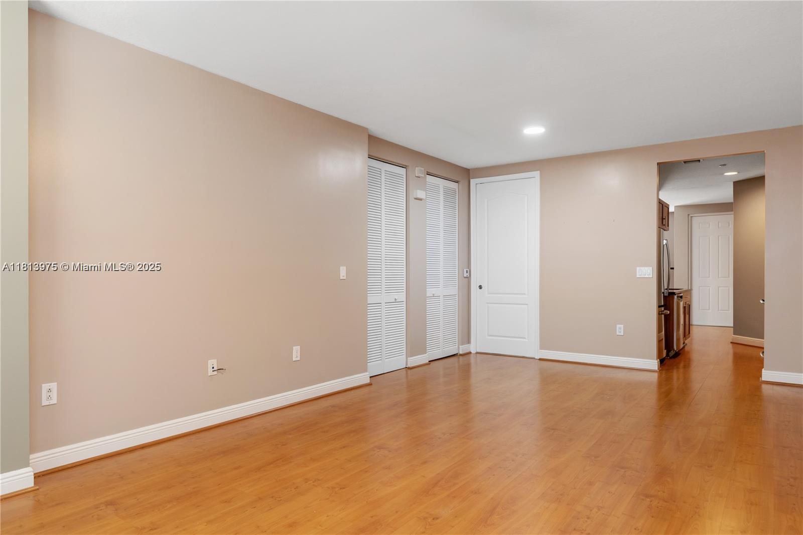 VILLAGE AT SAILBOAT BEND - Residential Lease