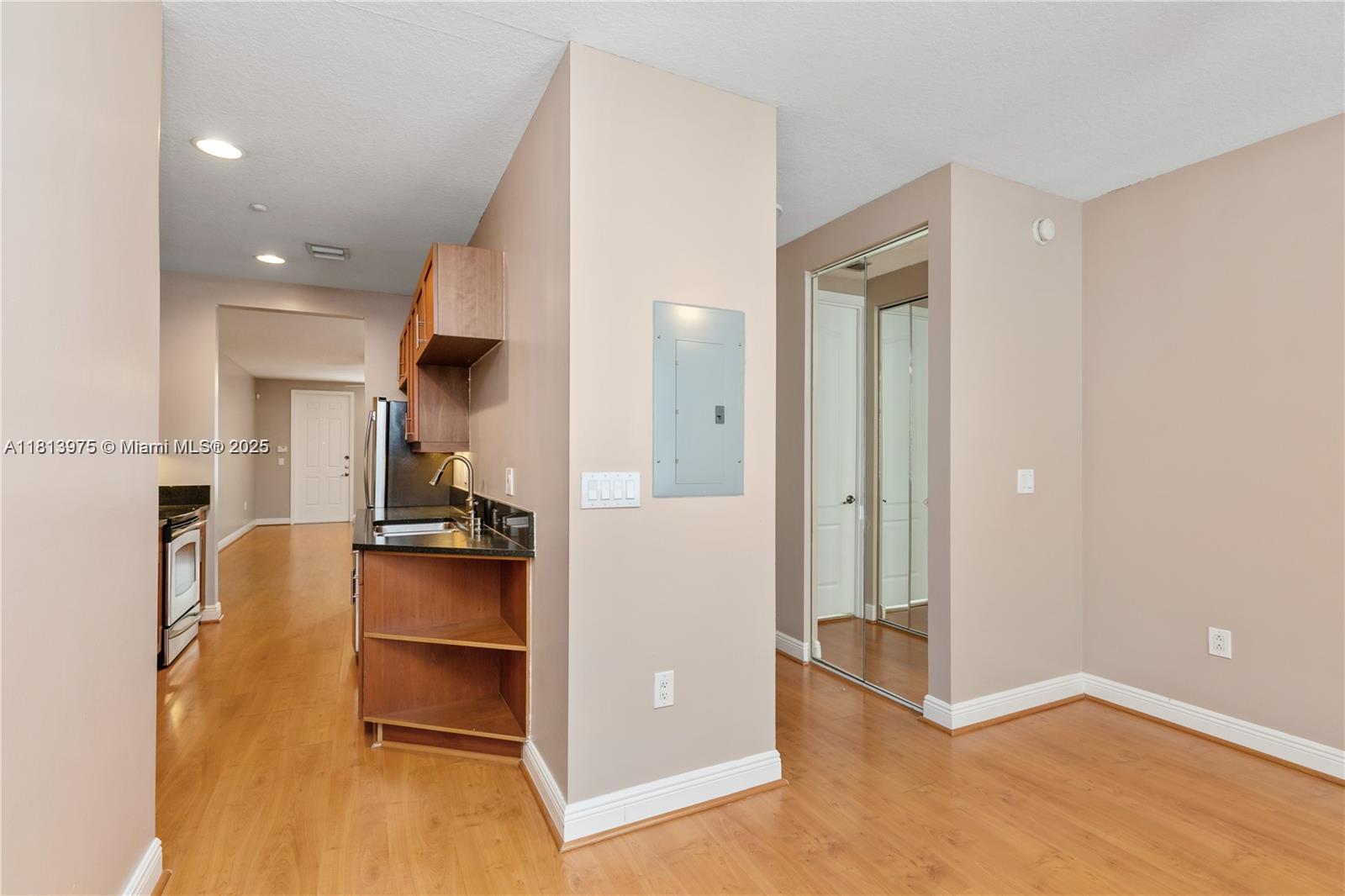 VILLAGE AT SAILBOAT BEND - Residential Lease
