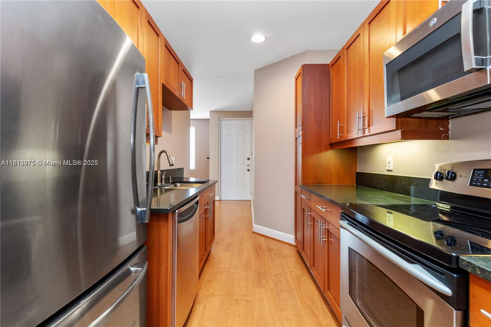 VILLAGE AT SAILBOAT BEND - Residential Lease