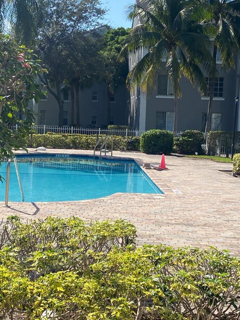 DEVONAIRE CONDO AT PEMBRO - Residential Lease