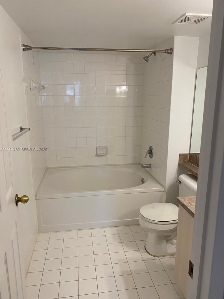 DEVONAIRE CONDO AT PEMBRO - Residential Lease