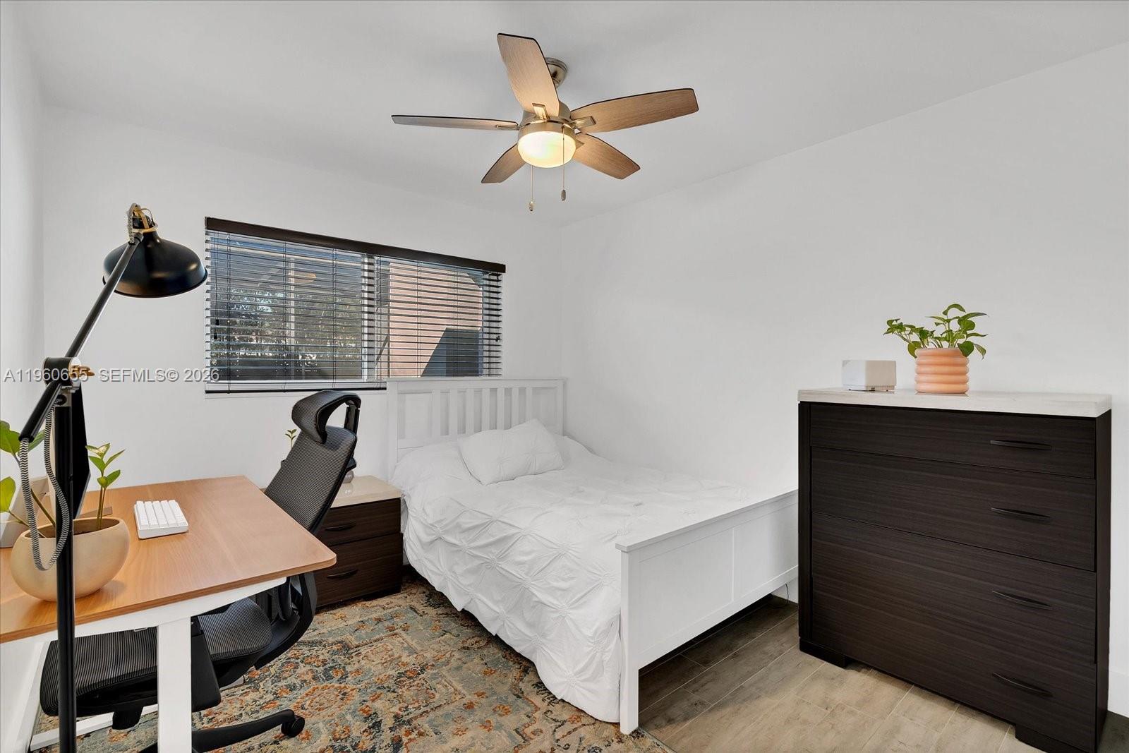 CYPRESS COVE ESTS SEC 3 - Residential