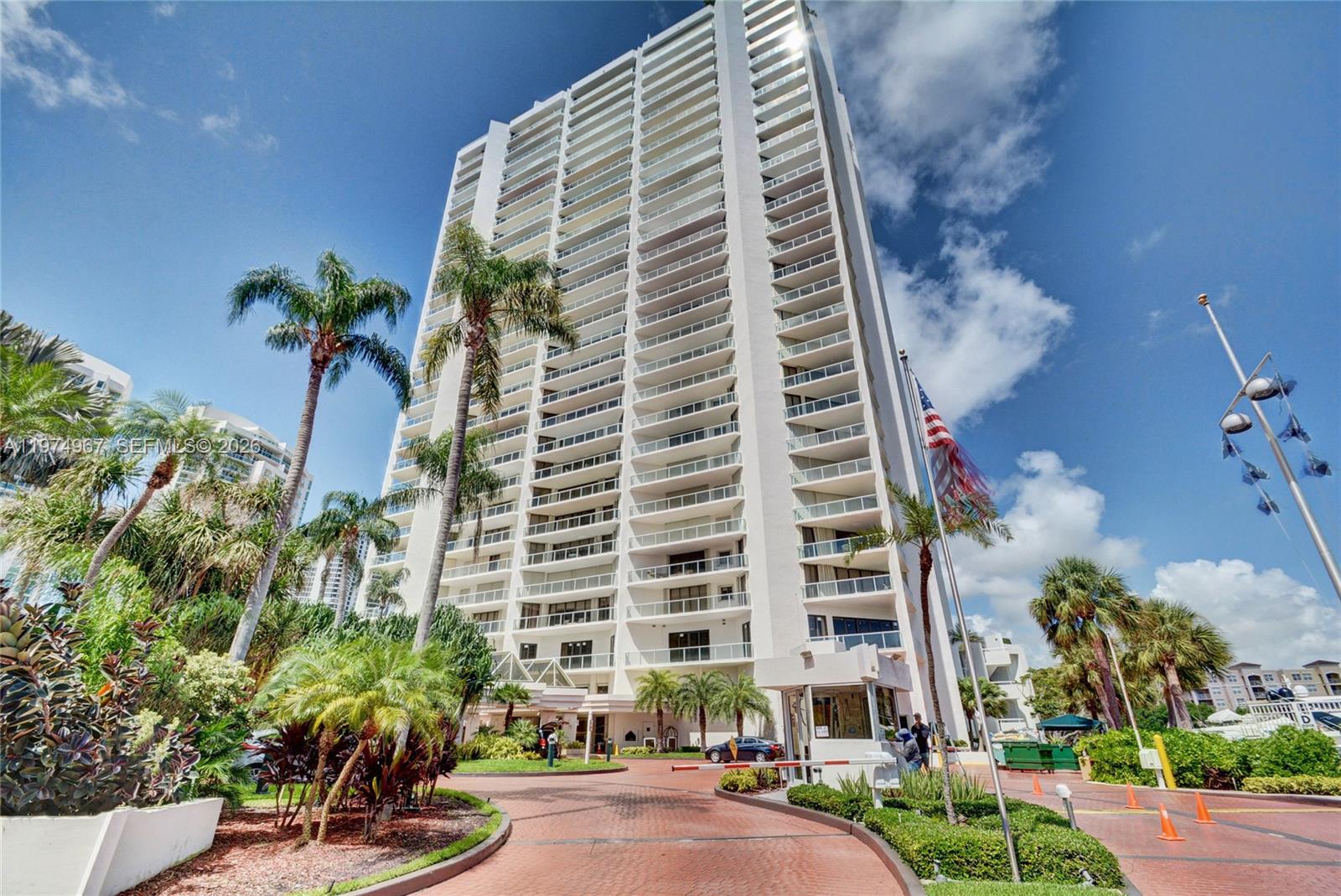 TURNBERRY TOWERS CONDO - Residential