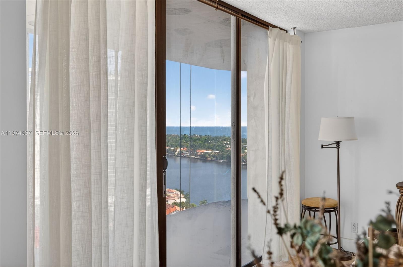 TURNBERRY TOWERS CONDO - Residential