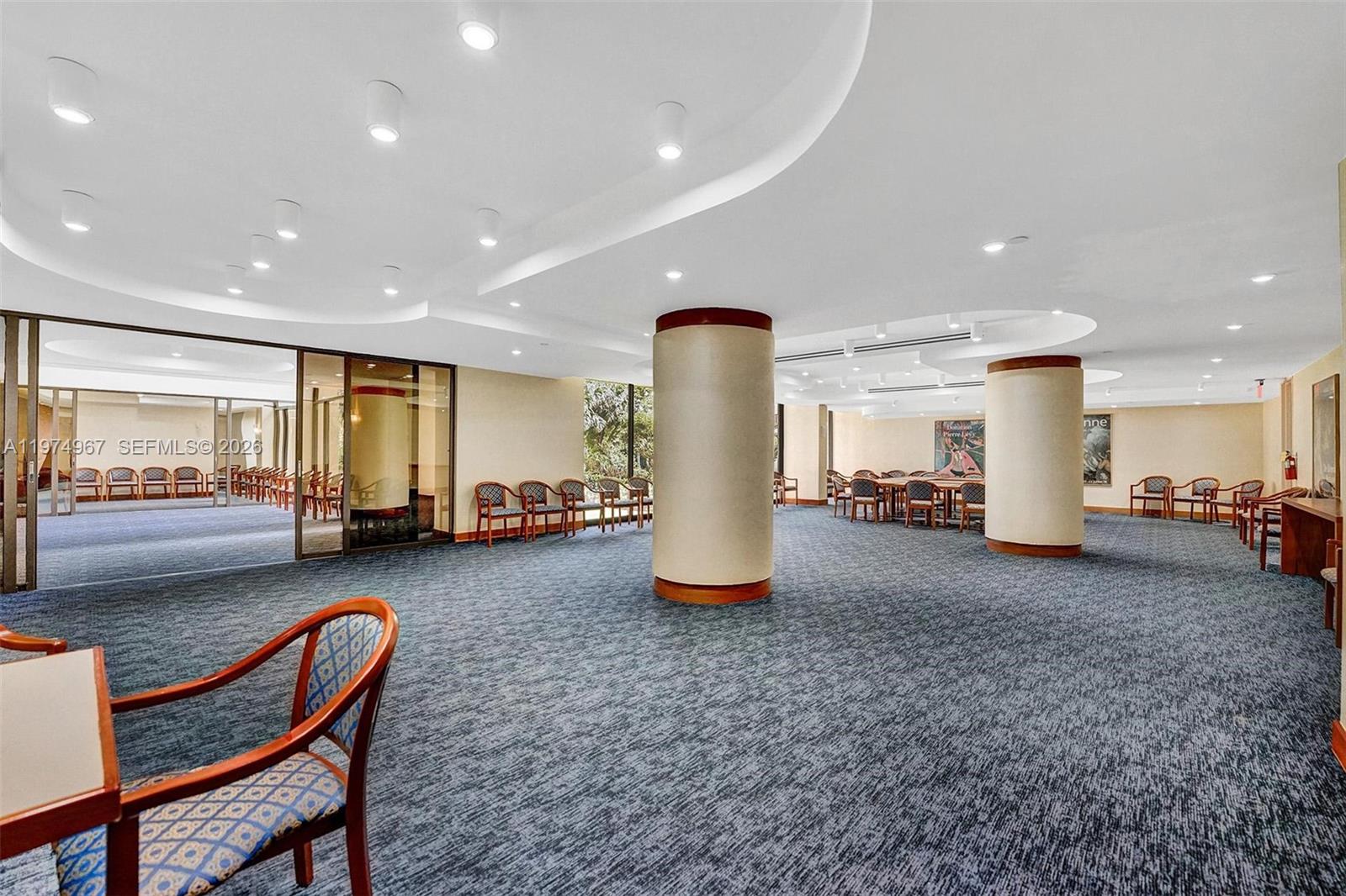 TURNBERRY TOWERS CONDO - Residential