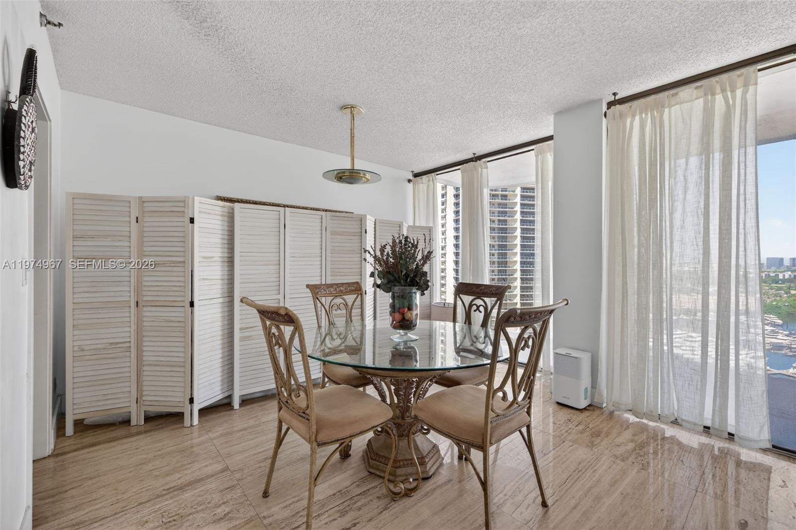 TURNBERRY TOWERS CONDO - Residential