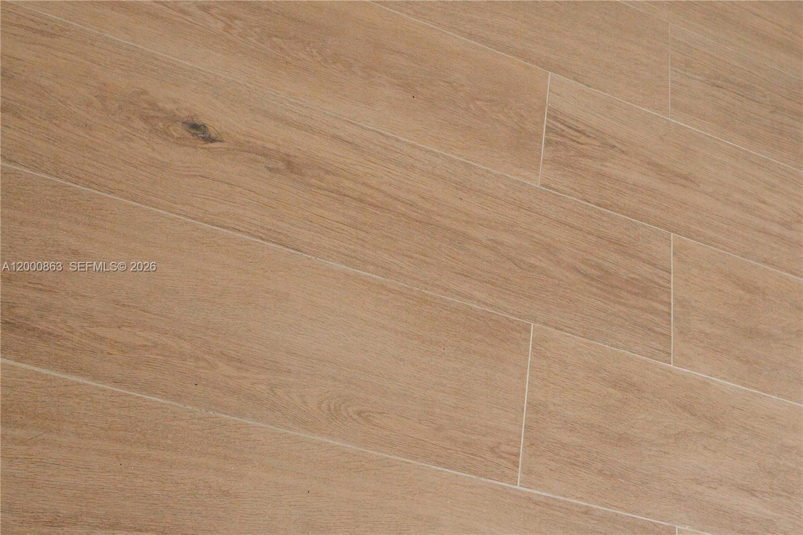 PUERTA DE PALMAS CONDO - Residential