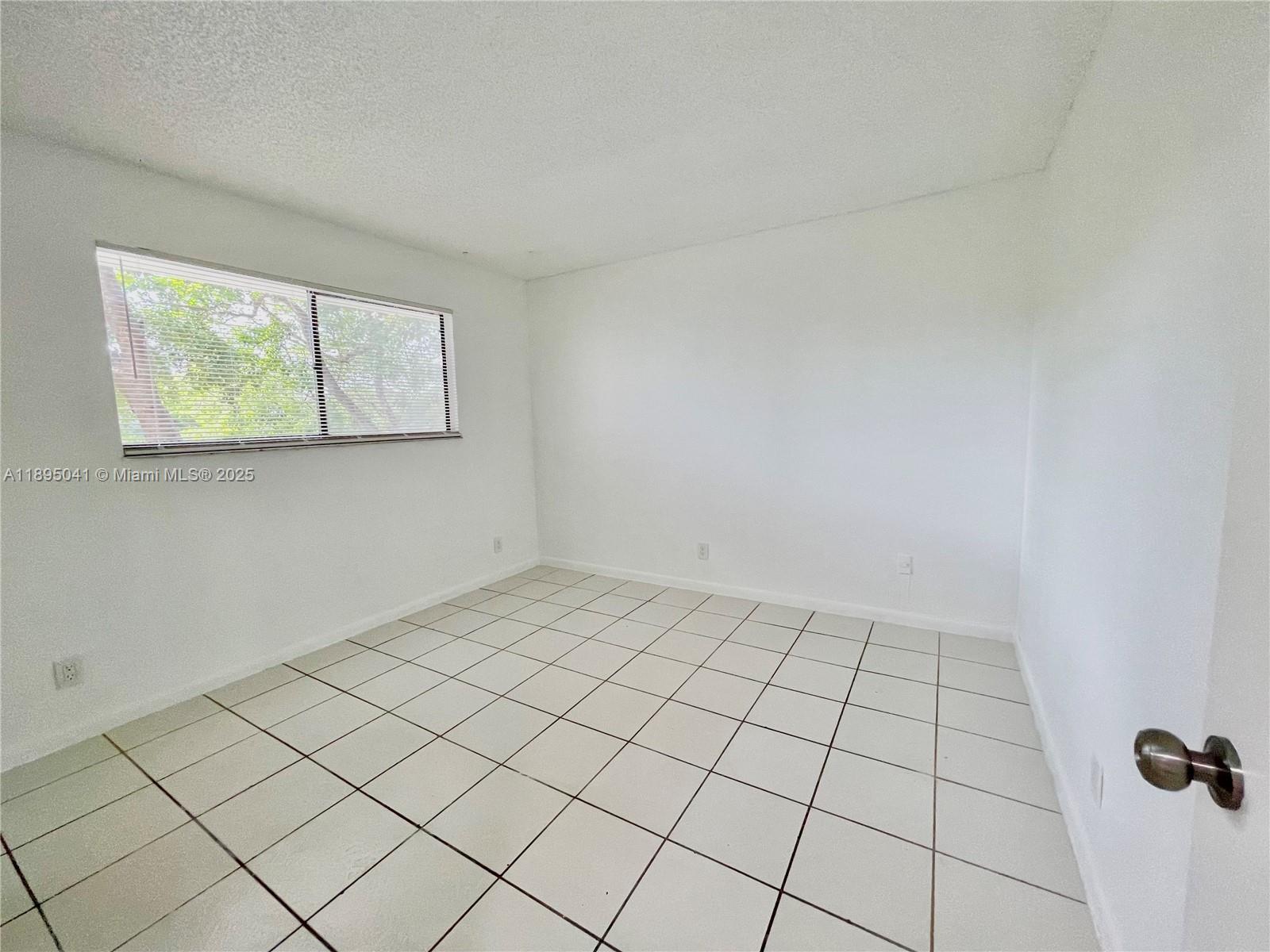 CYPRESS BEND CONDOMINIUM - Residential Lease