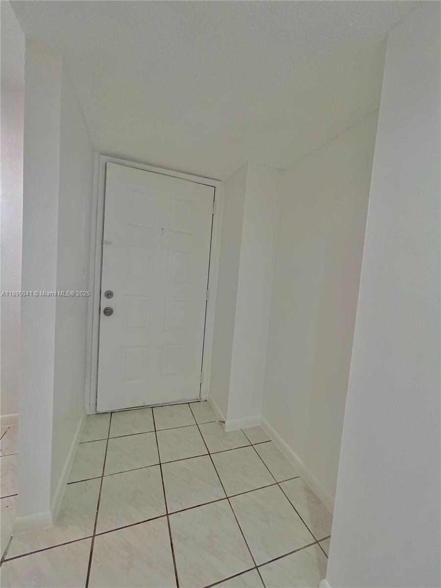 CYPRESS BEND CONDOMINIUM - Residential Lease