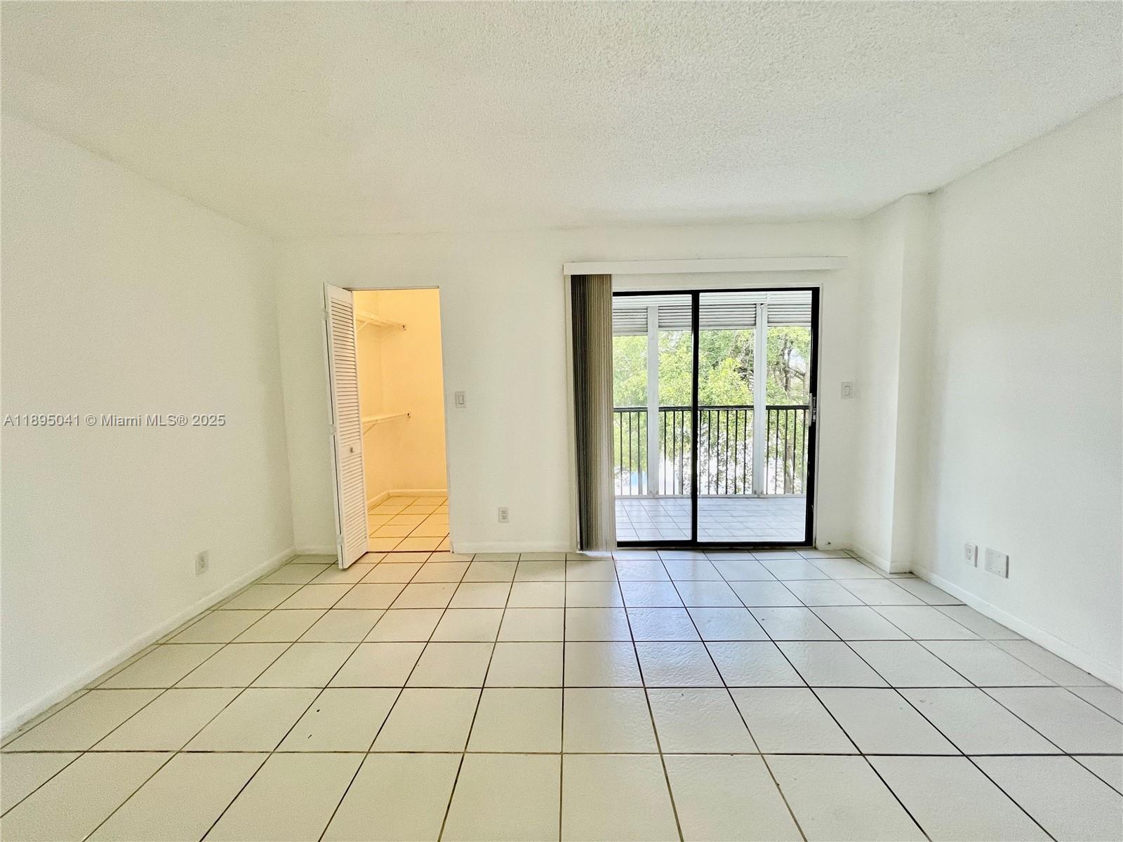 CYPRESS BEND CONDOMINIUM - Residential Lease