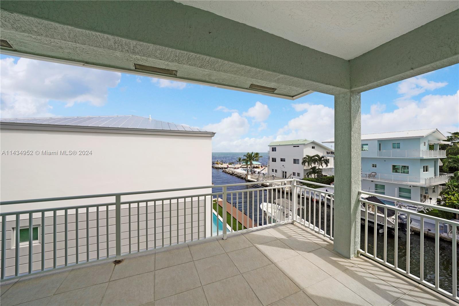 RAES CUDA CANAL SUBD - Residential